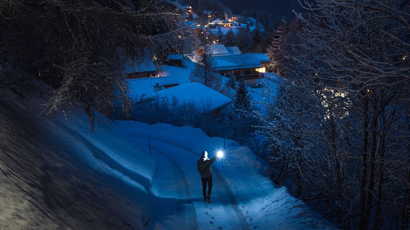 man, walk, winter, snow, evening, clouds, fog, 4k