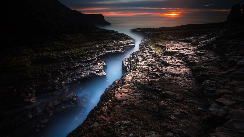 nature, landscape, sunset, rocks, mist, clouds, sky, mountains, moss, horizon, Davenport Crack, California, USA