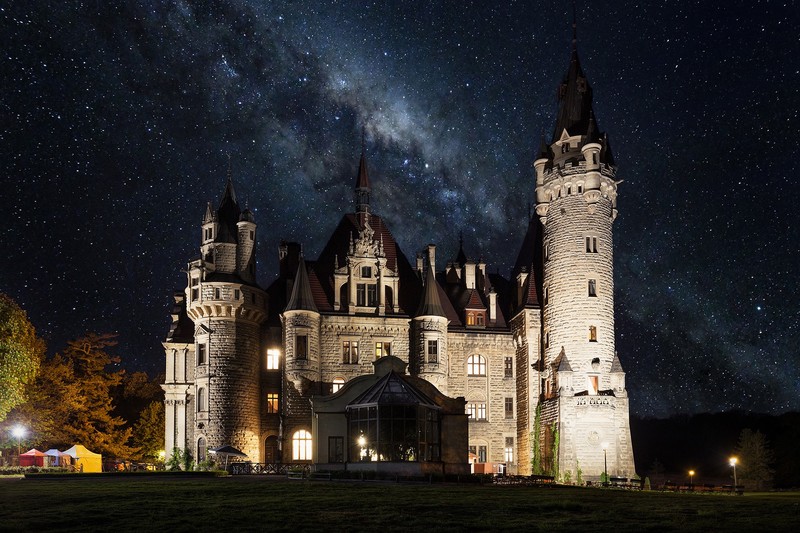 architecture, castle, medieval, Pawel Olejniczak, night, Milky Way, stars, field, lights, Poland