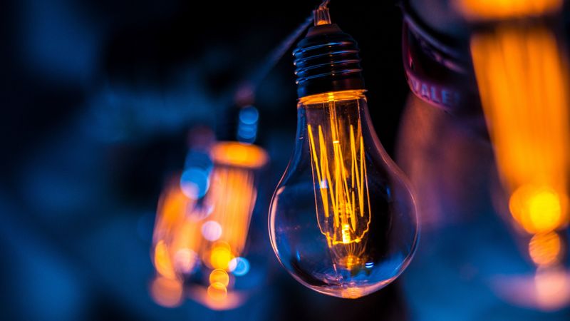light bulb, electricity, lighting, light, close-up, 4k