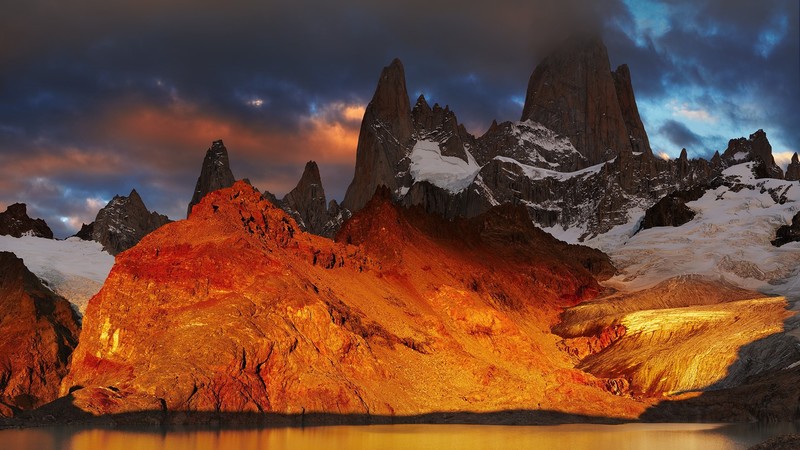 nature, landscape, clouds, sky, mountains, snow, water, snowy mountain, glacier, sunlight, Monte Fitz Roy, Patagonia, Argentina