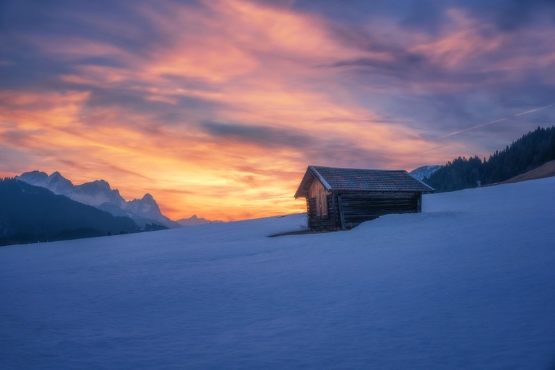 nature, landscape, winter, snow, trees, cabin, sunset, clouds, mountains, forest, hill, 500px, Natassa Triantafillou