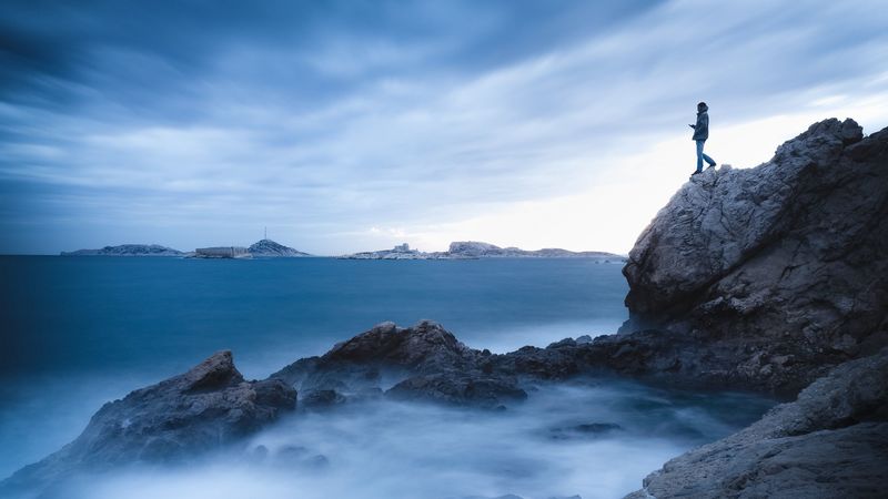 rock, cliff, man, sea, loneliness, water, 4k