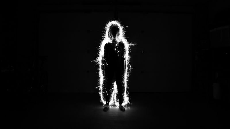 silhouette, spark, bw, dark, 4k