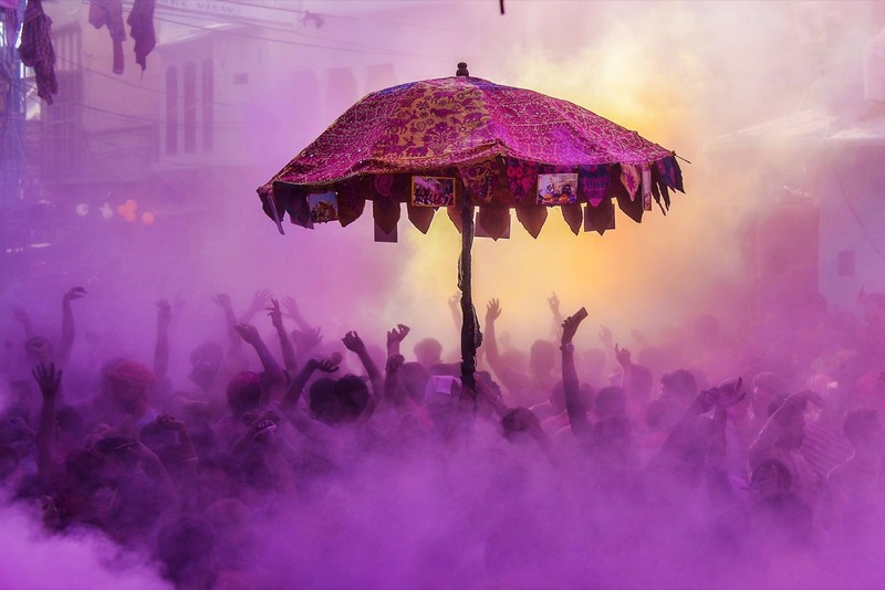 holi festival, colorful, Joyful, happiness, India, dancing, arms up