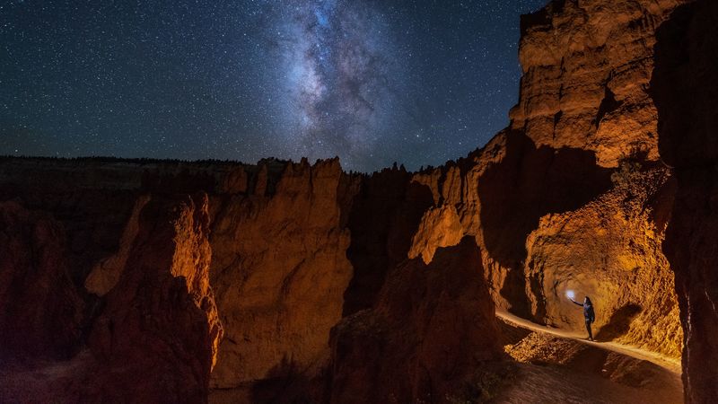 man, canyon, night, glow, 4k