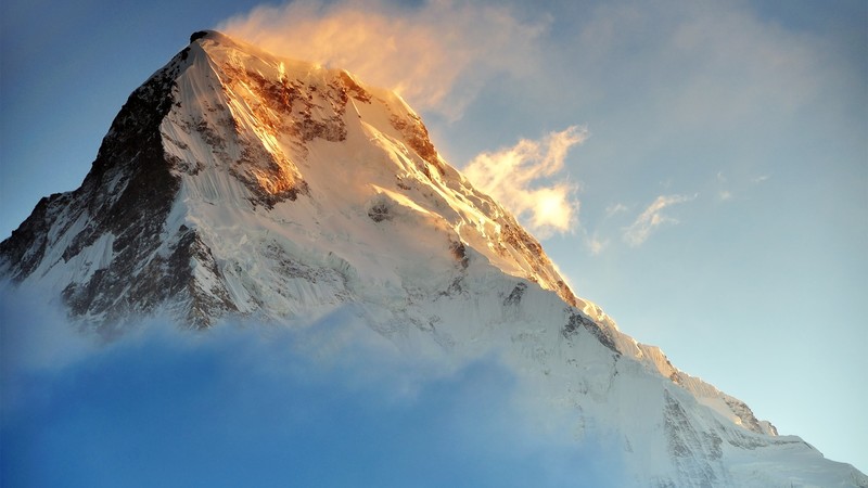 nature, landscape, mountains, peak, snowy mountain, snowy peak, sky, clouds, sunrise, Nepal, sunlight
