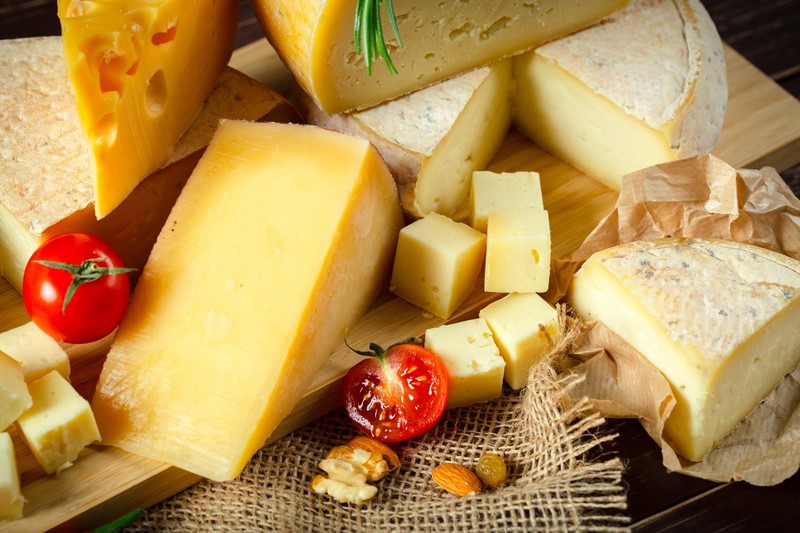 food, cheese, tomatoes