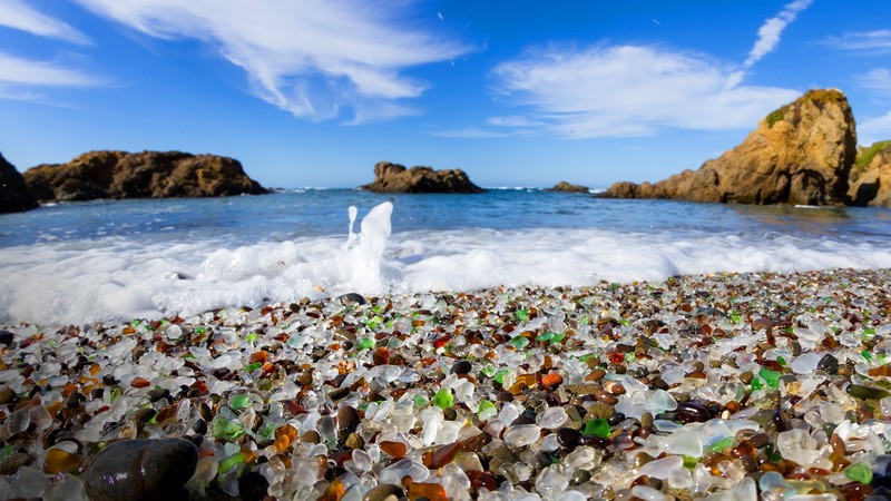 sky, clouds, rocks, water, depth of field, glass, pebbles, beach, California, USA