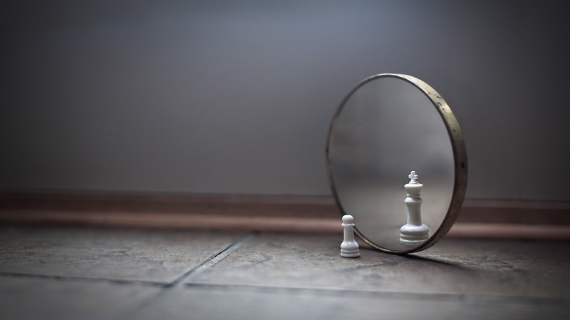 chess, mirror, king, pawns, reflection, digital art, artwork, photography