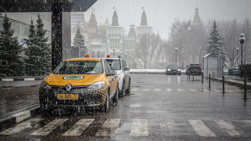 car, snow, building, road, trees, Russia, city, numbers, vehicle, Moscow, taxi, bus stop, winter, nature