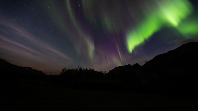 northern lights, aurora, mountain, night, starry sky, stars, 4k