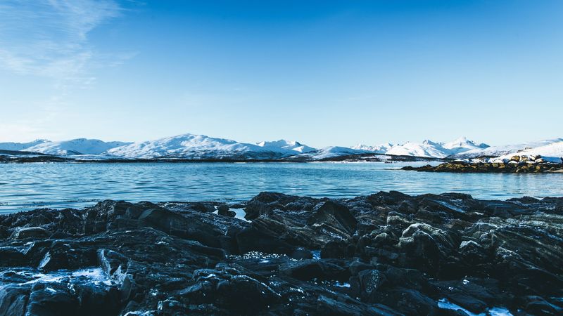 lake, mountains, stones, ice, snow, winter, landscape, sky, 4k