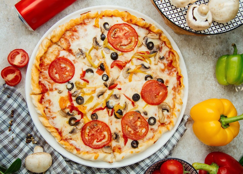 food, tomatoes, pizza, cheese, Pepper, top view