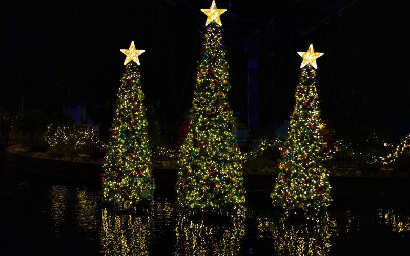Christmas ornaments, Christmas Tree, night, reflection