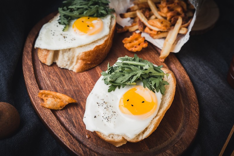Aleksandr Zelenskiy, food, sandwich, eggs, fried egg, Fries, plates, spices