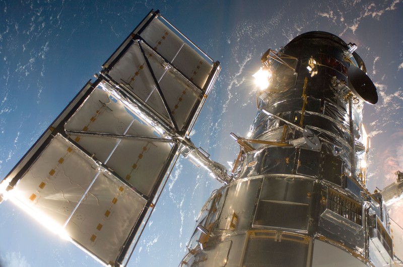 space, NASA, vehicle, planet, technology, Hubble, solar panel