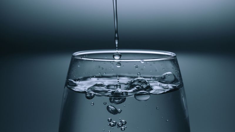 glass, water, drops, liquid, gray, 4k