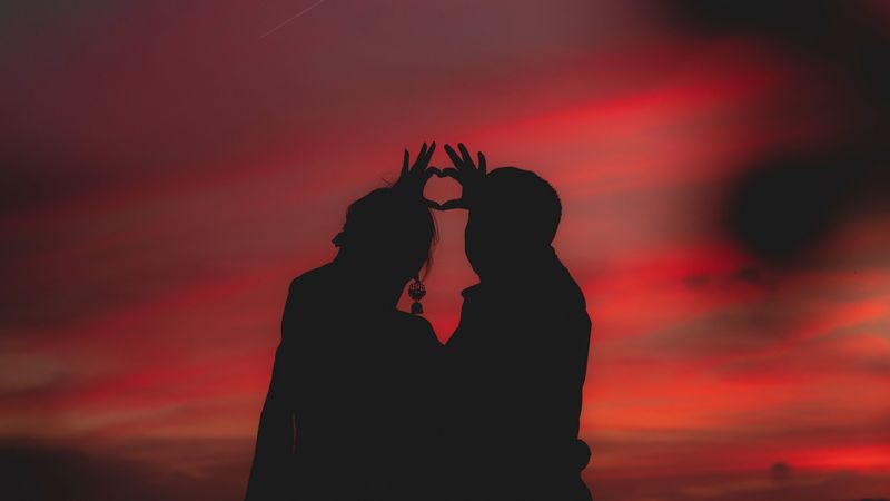 couple, heart, silhouettes, hands, love, 4k