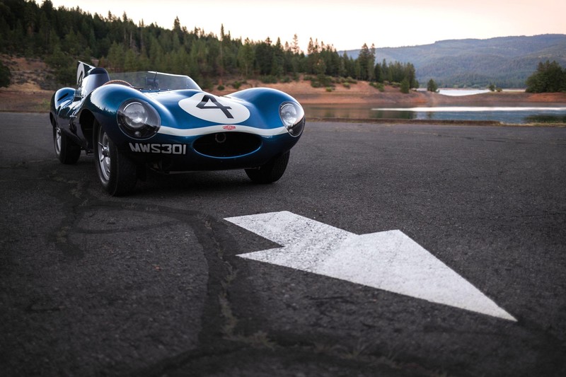 blue cars, vehicle, race cars, Jaguar (car), car, asphalt, arrows (design)