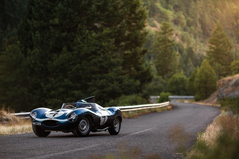 race cars, car, vehicle, road, outdoors, Jaguar (car), blue cars