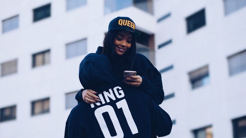 couple, love, hugs, happiness, king, queen, 4k