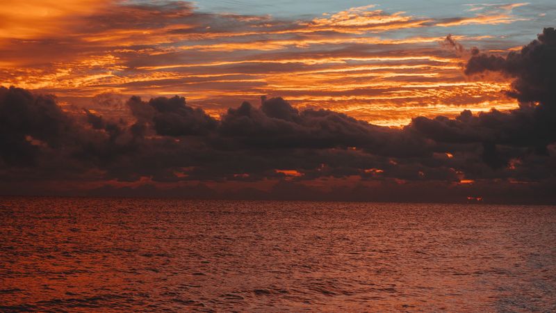 sea, horizon, clouds, sunset, sky, ripples, waves, 4k
