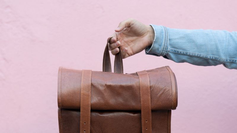 backpack, pockets, hand, 4k