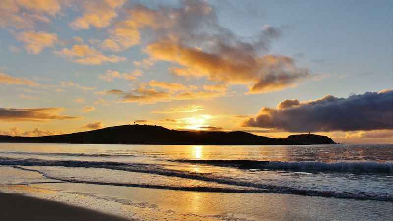 sunset, hill, waves, sky, 4k