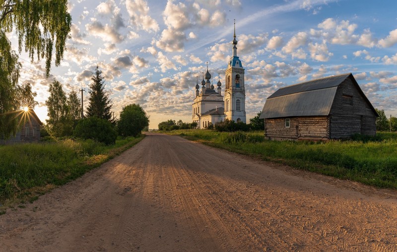 Russia, village, church, dirt road, road, outdoors, poverty