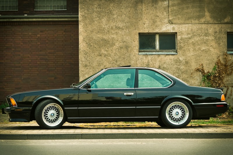 car, vehicle, street, BMW, classic car, Vintage car, vintage, side view, sidewalks, tints, chrome, black cars, BMW 6 Series, BMW E24
