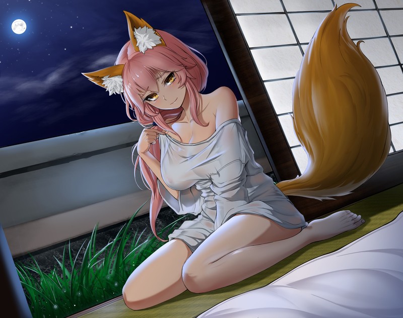 Tamamo no Mae (fate/grand order), animal ears, barefoot, bed, cleavage, clouds, tail, yellow eyes, pink hair, ponytail
