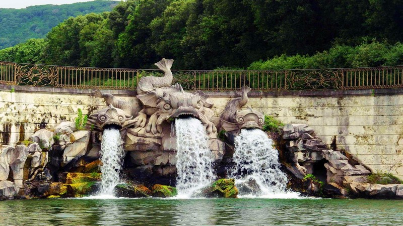Reggia di Caserta, fontain, Campania, Caserta, Italy, water, statue, trees, nature, balcony, fish, creature