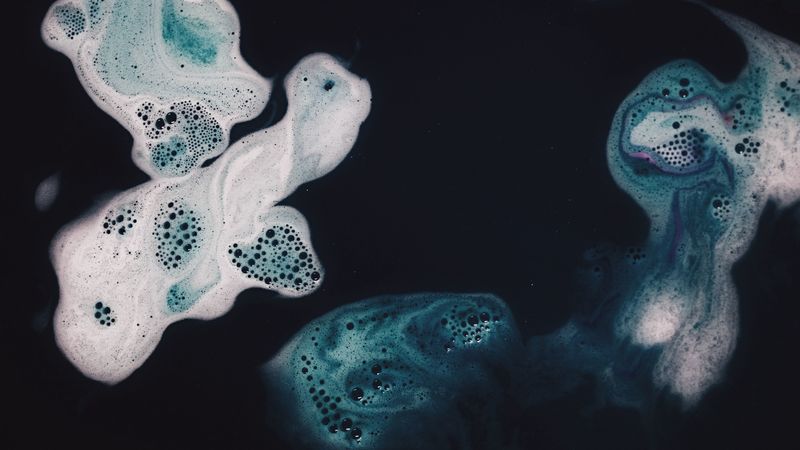 liquid, bubbles, paint, macro, dark, 4k