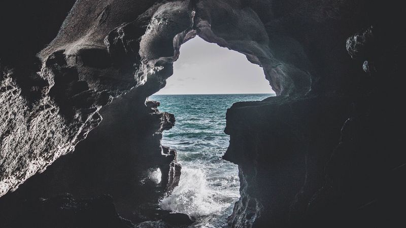 cave, sea, surf, stones, foam, 4k