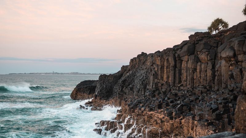 rock, waves, stones, horizon, sea, 4k