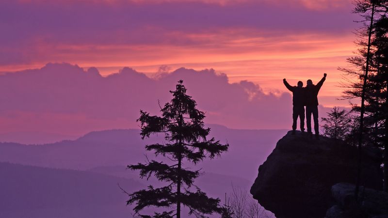 silhouettes, cliff, sunset, mountains, trees, 4k