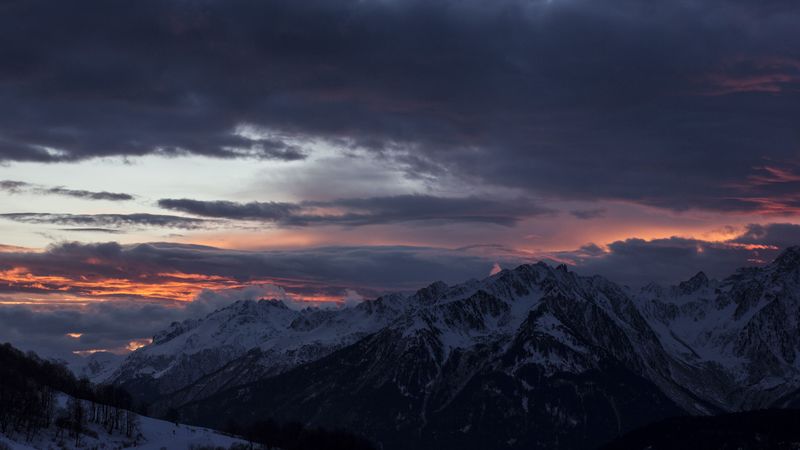 mountain, peak, clouds, snowy, sunset, night, 4k