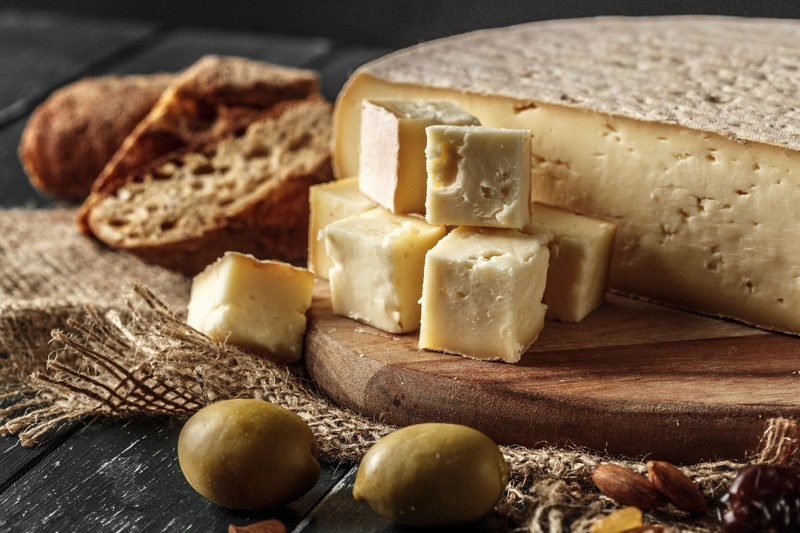 food, cheese, bread, cutting board