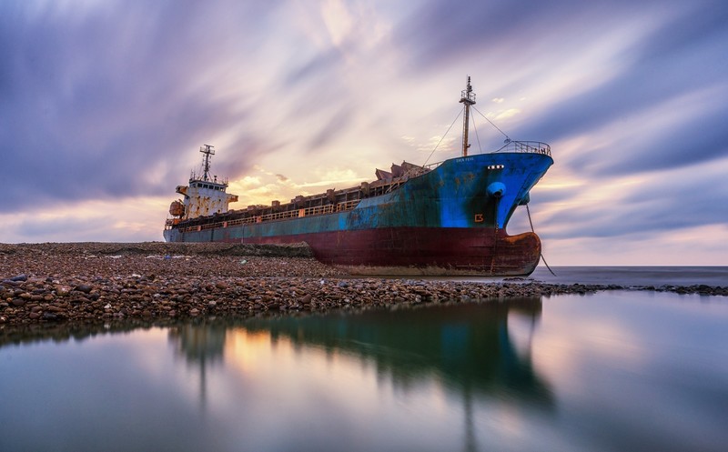 shipwreck, ship, vehicle, old, rust, water