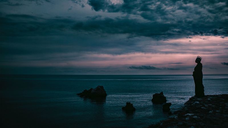 silhouette, crown, sea, coast, night, horizon, 4k