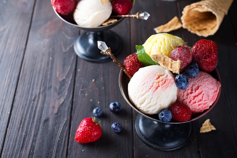 sweets, fruit, food, waffle, ice cream, blueberries, strawberries, raspberries, mint leaves, wooden surface, ice
