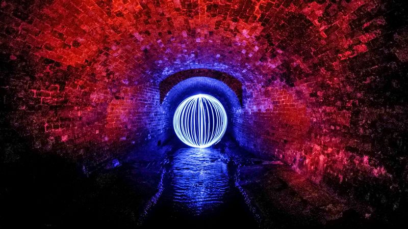 ball, tunnel, lights, walls, 4k