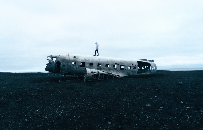 aircraft, wreck, sky, outdoors