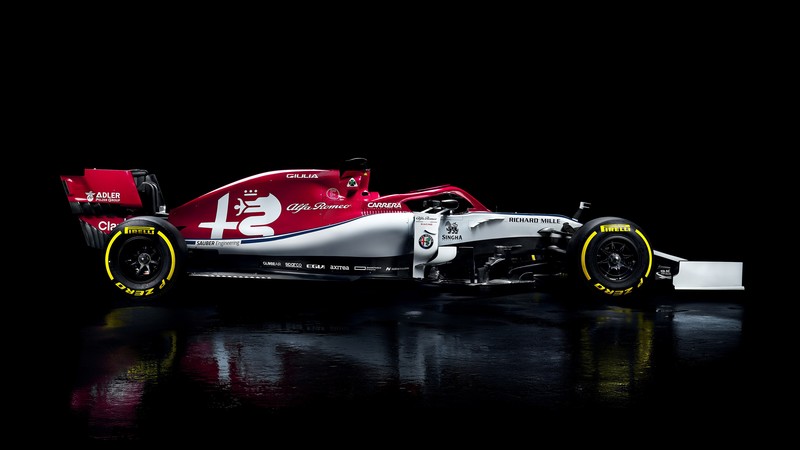 Formula 1, Alfa Romeo, race cars, car, reflection, simple background, vehicle, racing, red cars