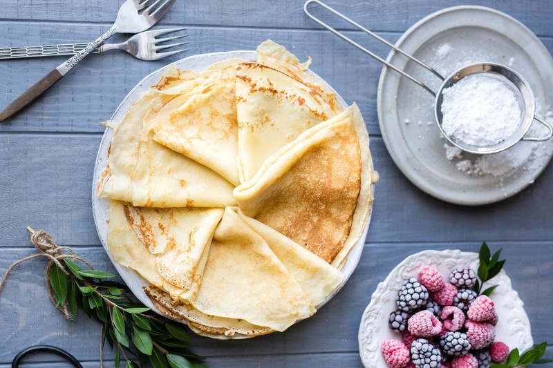food, berries, fruit, fork, crepes, raspberries, blackberries, sugar, wooden surface