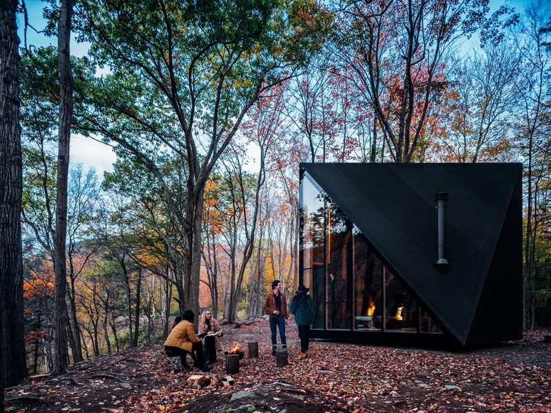 modern, cabin, forest, campfire, outdoors, friendship