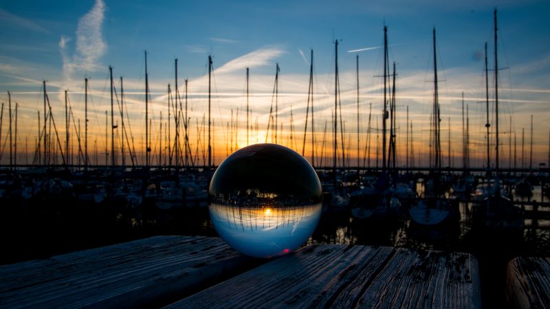 ball, glass, reflection, sunset, pier, 4k