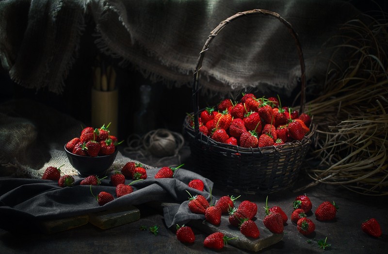 still life, fruit, food, strawberries, baskets