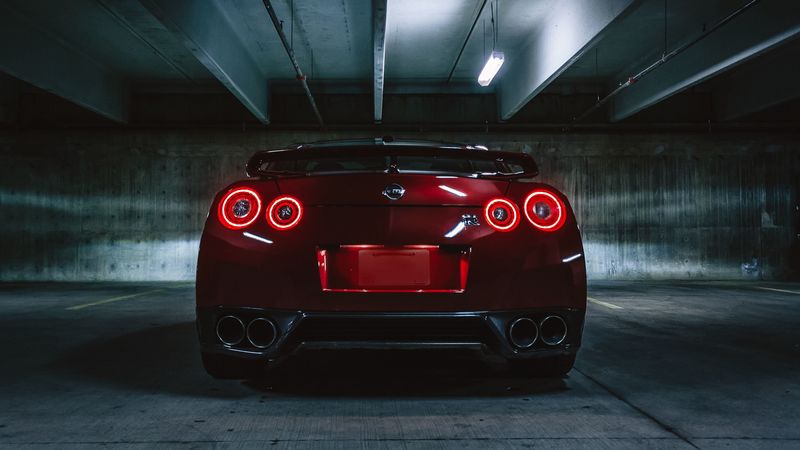 nissan gtr, nissan, headlights, rear view, dark, 4k
